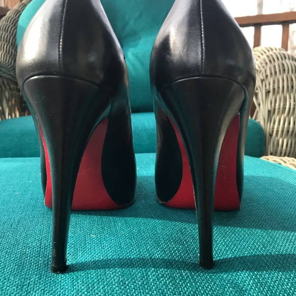 Christian Louboutin Shoes - CHRISTAIN LOUBOUTIN ROLANDO PUMPS BLACK 4.75” 6